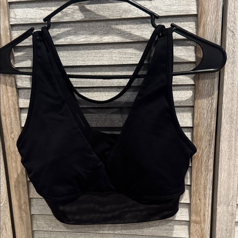 127. ALO Yoga Black Mesh-Back Wireless Bralette size Small pre owned